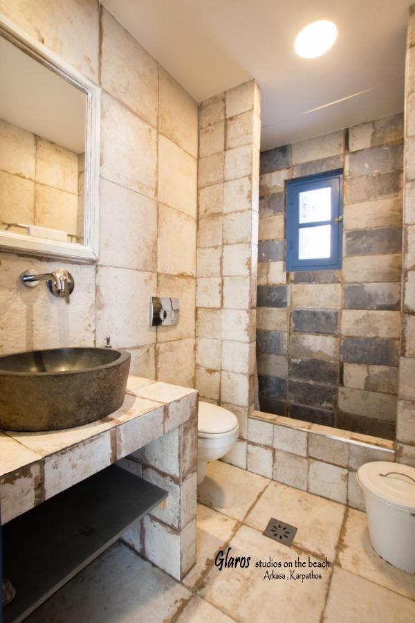 Glaros Luxury Studio On The Beach Appartement Arkasa Buitenkant foto